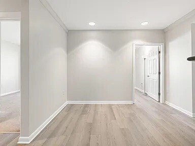 Building Photo - 120 Mountfort St