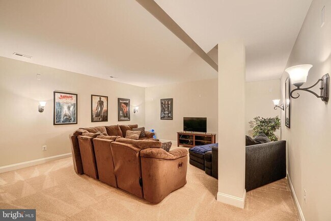 Building Photo - 1319 Martin Meadows Dr