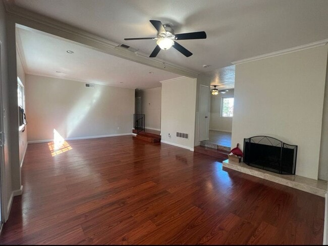 Building Photo - Blacow home for rent! $4000