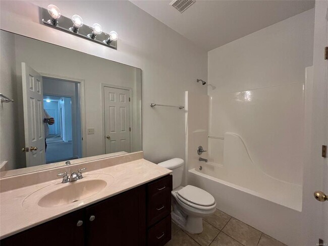 Building Photo - 9408 Crofton Ct
