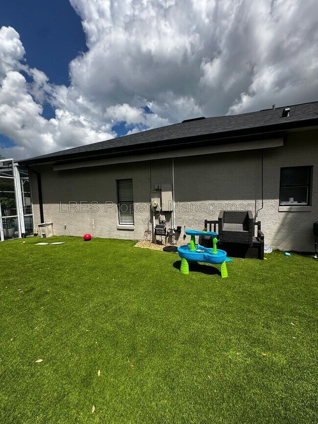 Building Photo - 1800 Bardmoor Hill Cir