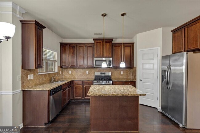 Building Photo - 3777 Shady Maple Dr