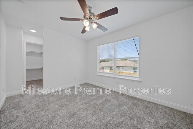 Building Photo - 3308 Moulton St