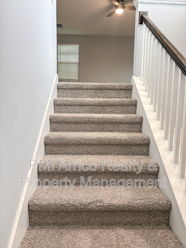 Building Photo - 12860 Satin Lily Dr