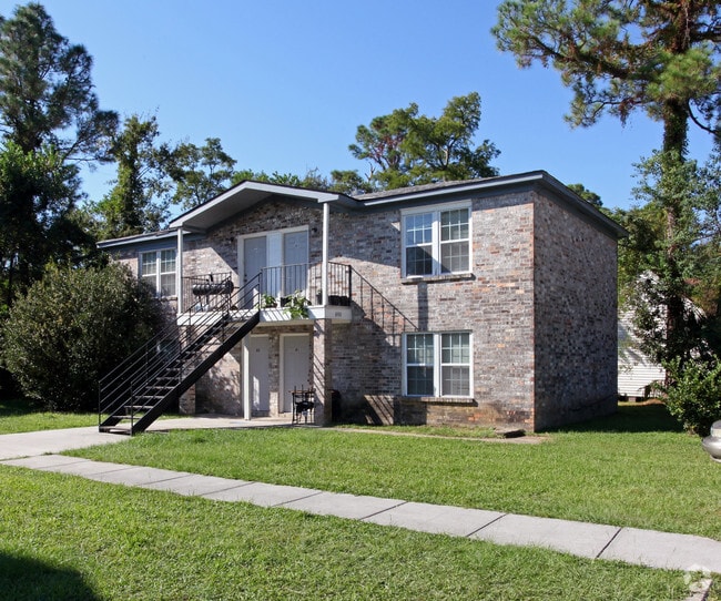 Primary Photo - 6430-6436 Jasmine St
