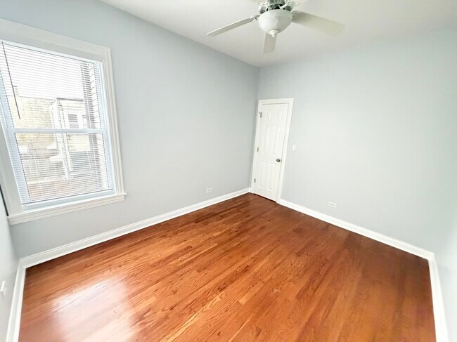 Building Photo - 2326 N Kostner Ave