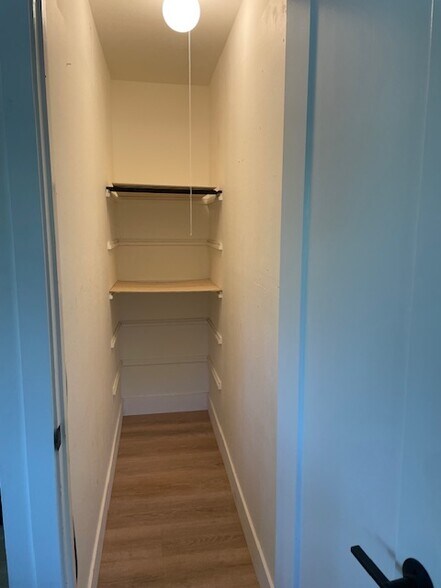 Building Photo - 1411 Casa Buena Dr