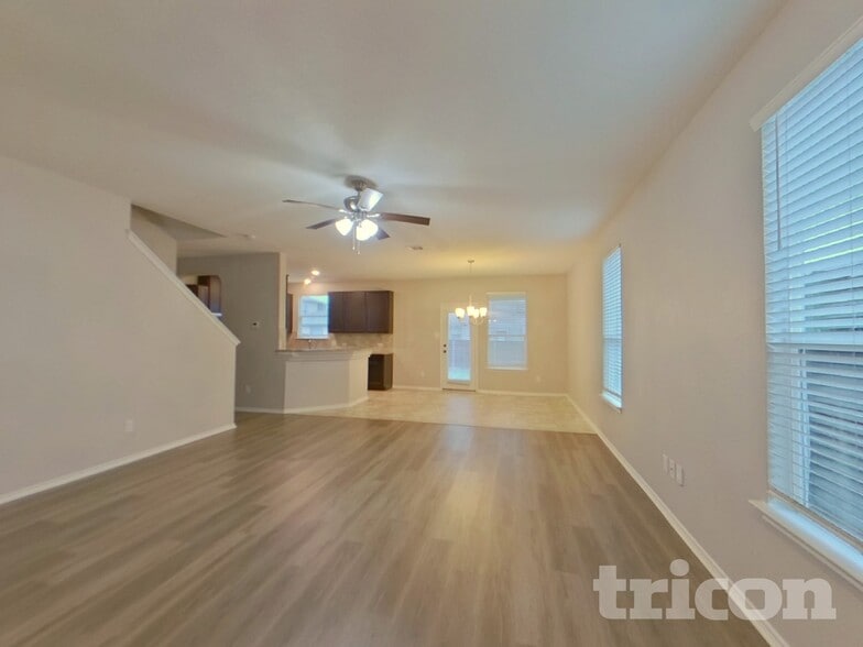 Building Photo - 13725 Vigilance St