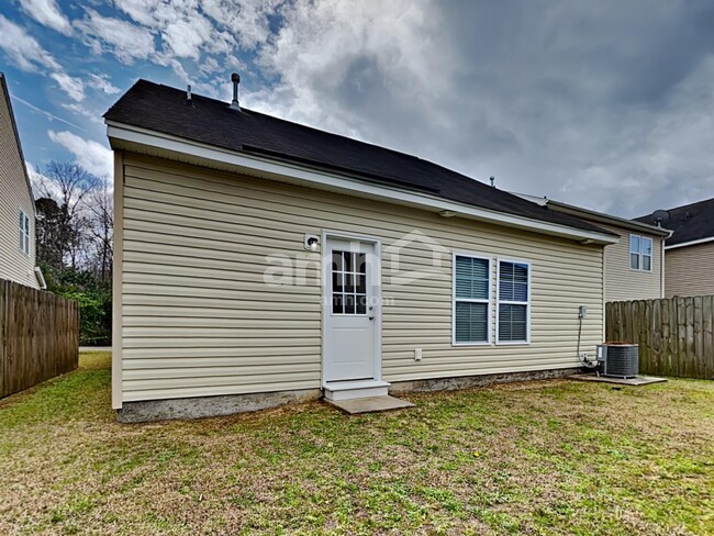 Building Photo - 3855 Annapolis Way