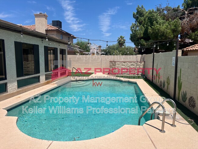 Building Photo - 5431 W Cochise Dr