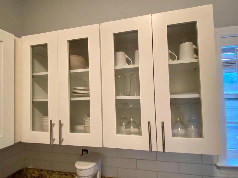 Building Photo - Room in Duplex on Jones Ave NW