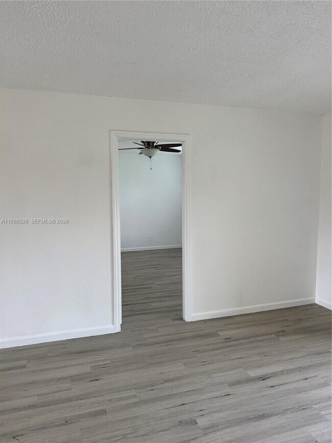 Building Photo - 6301 N Falls Cir Dr