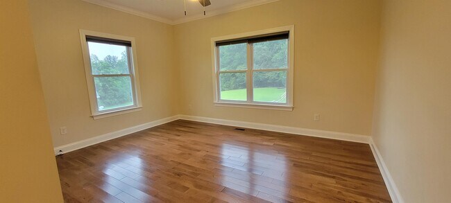 Building Photo - 343 Old Gait Dr
