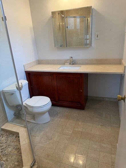 Building Photo - 14 Kippy Dr