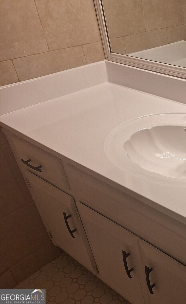 Building Photo - 1514 Stoneleigh Cir