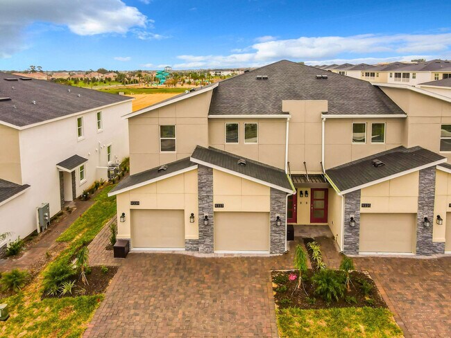 Building Photo - 9335 Sommerset Hills Dr