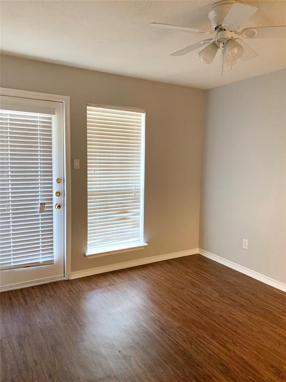 Building Photo - 3206 S Fielder Rd