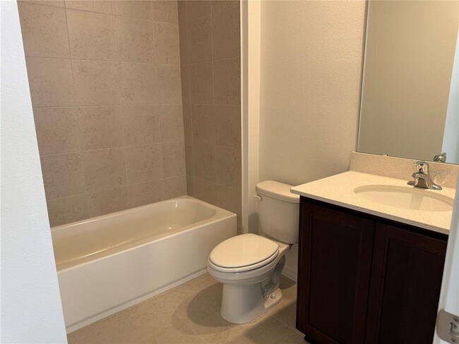 Building Photo - 2951 Sailhouse Dr