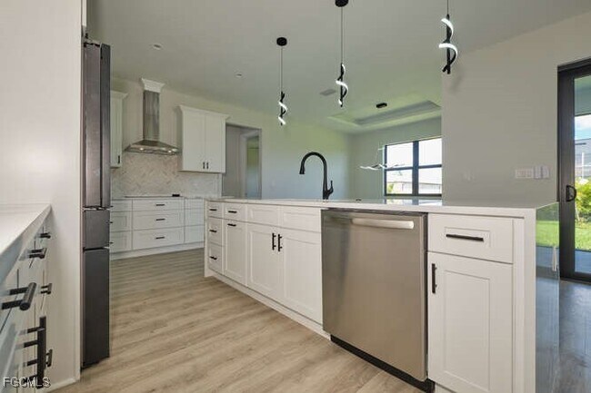 Building Photo - 1645 NW 38th Pl
