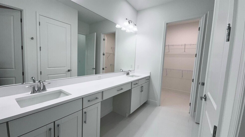 Building Photo - 5722 Aleppo Pine Pl