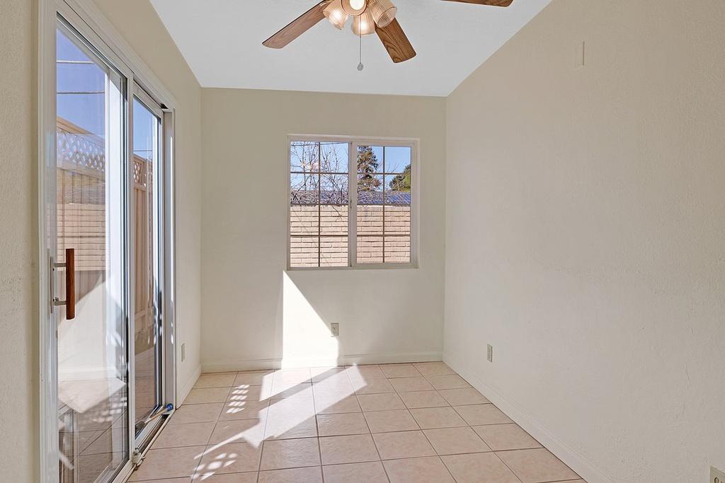 Building Photo - 1285 Boa Vista Dr