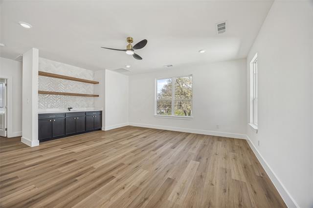 Building Photo - 3910 Harlingen St