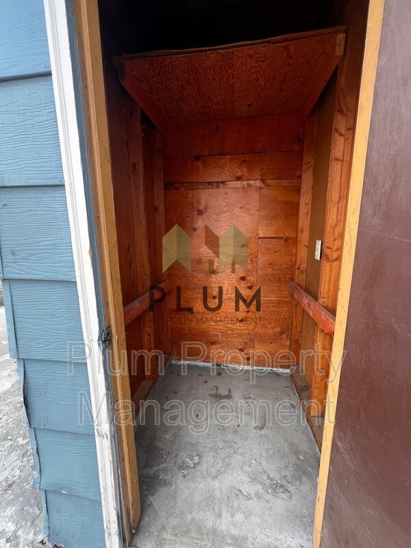 Building Photo - 1824 Phillips St