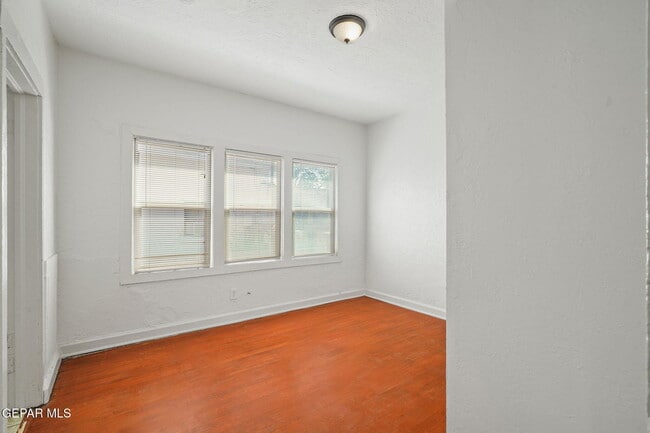 Building Photo - 3204 Memphis Ave