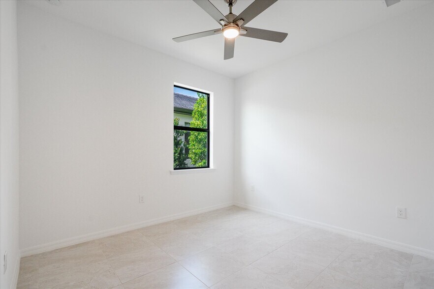 Building Photo - 2357 Gabel Oak Dr