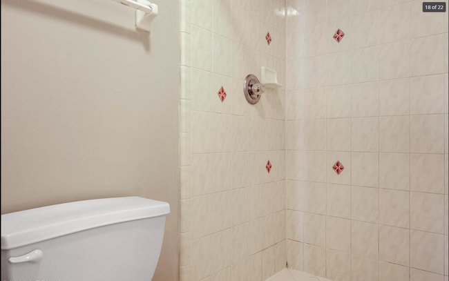 Building Photo - 1131 Lee Rd