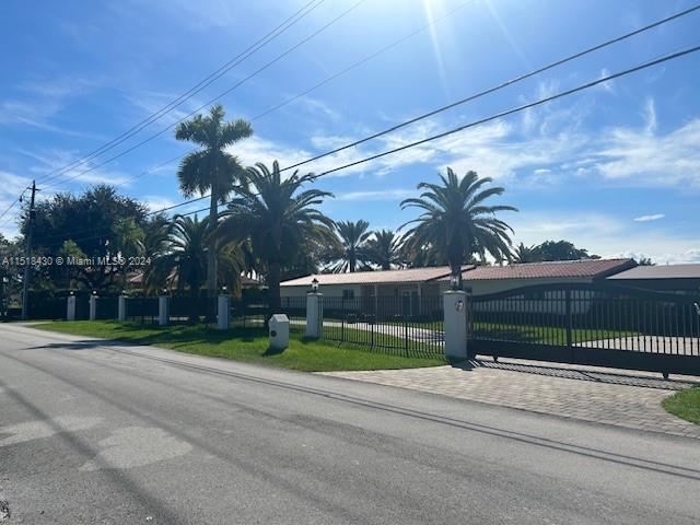 Building Photo - 9540 SW 68th St