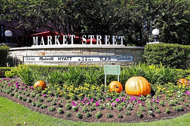 Building Photo - 11 Korbel Ct