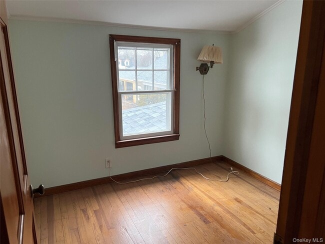 Building Photo - 16 Vail Ave