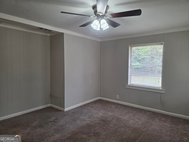 Building Photo - 583 Mill Pond Rd