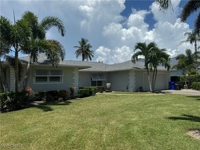 Building Photo - 675 Wedge Dr