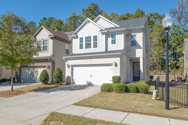 Building Photo - Beautiful Home in Prime Ballantyne Location