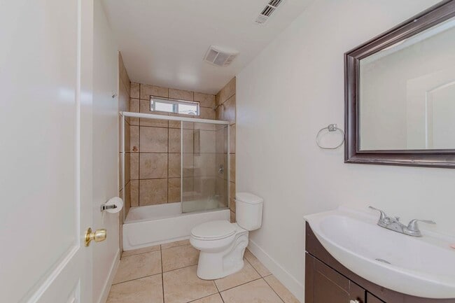 Building Photo - 8711 McKinley Pl