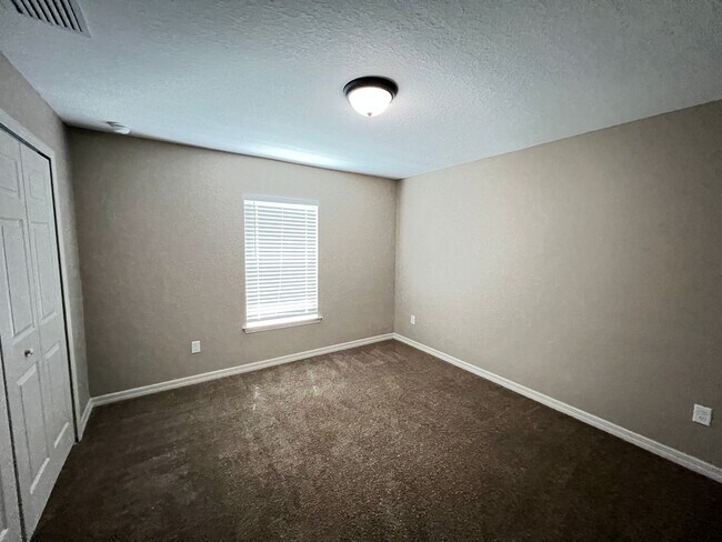 Building Photo - 3 BD/2BA Home in Beautiful Summerfield!!!