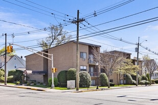 Building Photo - M.C Highland Apartments