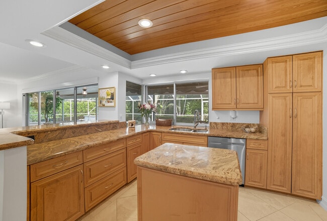 Building Photo - 1050 Gulfstream Way