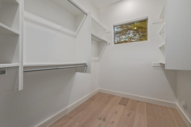 Building Photo - 7152 E Night Glow Cir