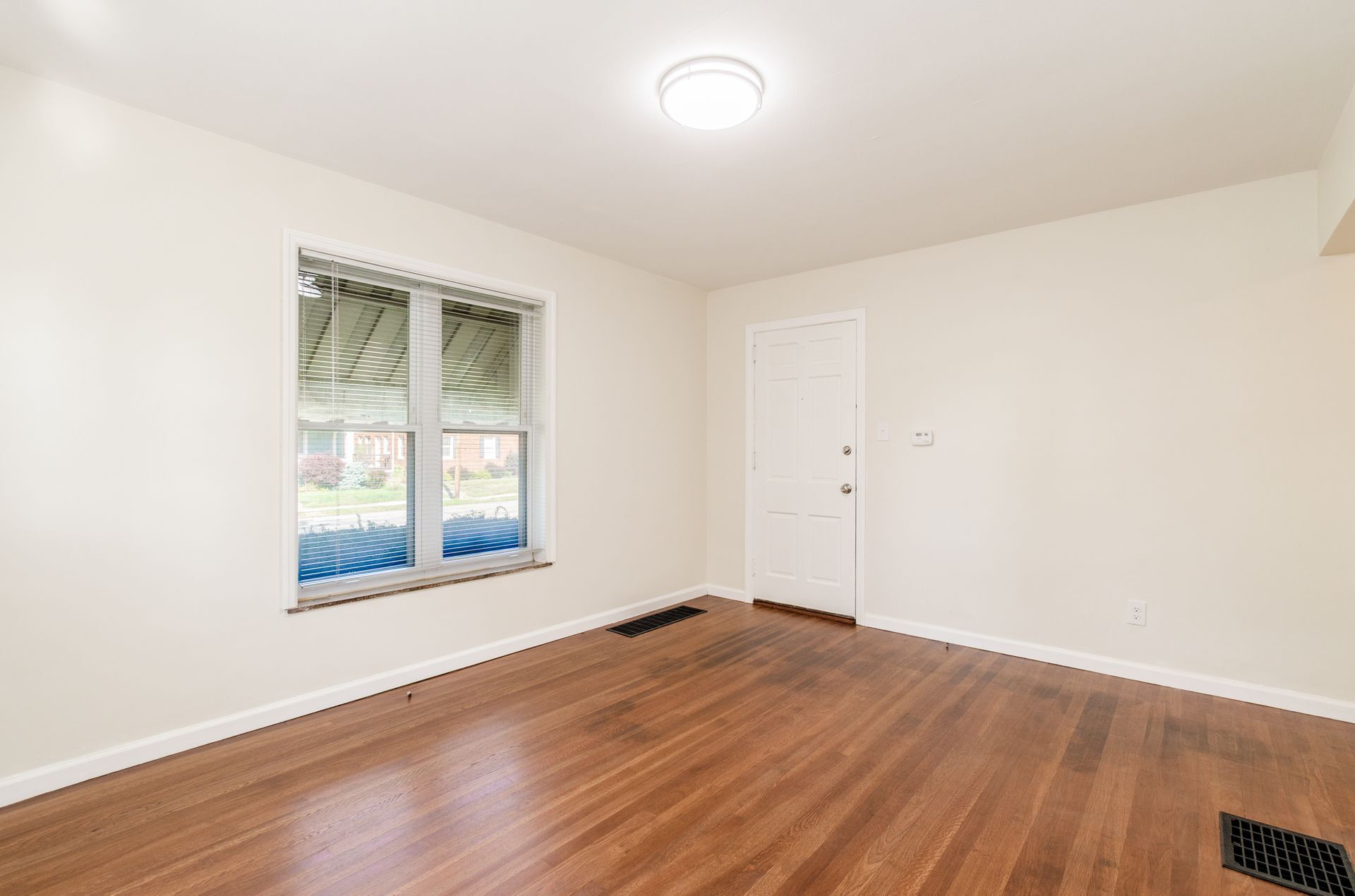 Building Photo - 1448 Elmwood Ave