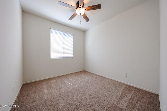 Building Photo - 7148 W Bent Tree Dr