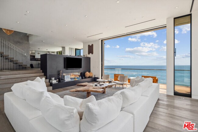 Building Photo - 31824 Seafield Dr