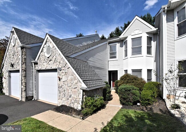 Building Photo - 6 Kanon Ct