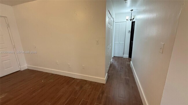 Building Photo - 3011 W 76th St