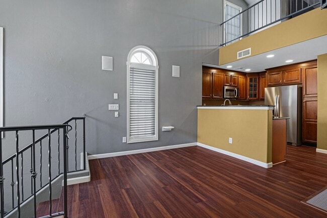 Building Photo - Modern Tri-Level Townhome in Copper Leaf C...