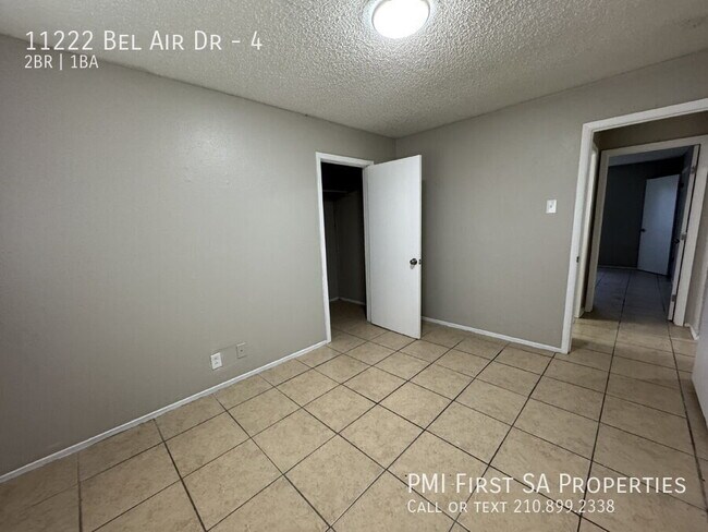 Building Photo - 11222 Bel Air Dr-4