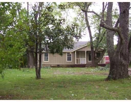 Primary Photo - 581 S Ray Ave