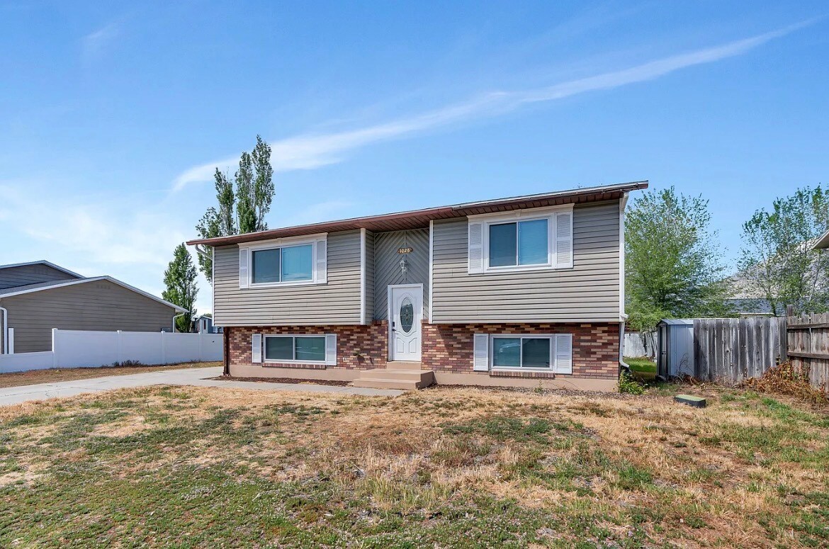 Building Photo - 1028 W 1375 N
